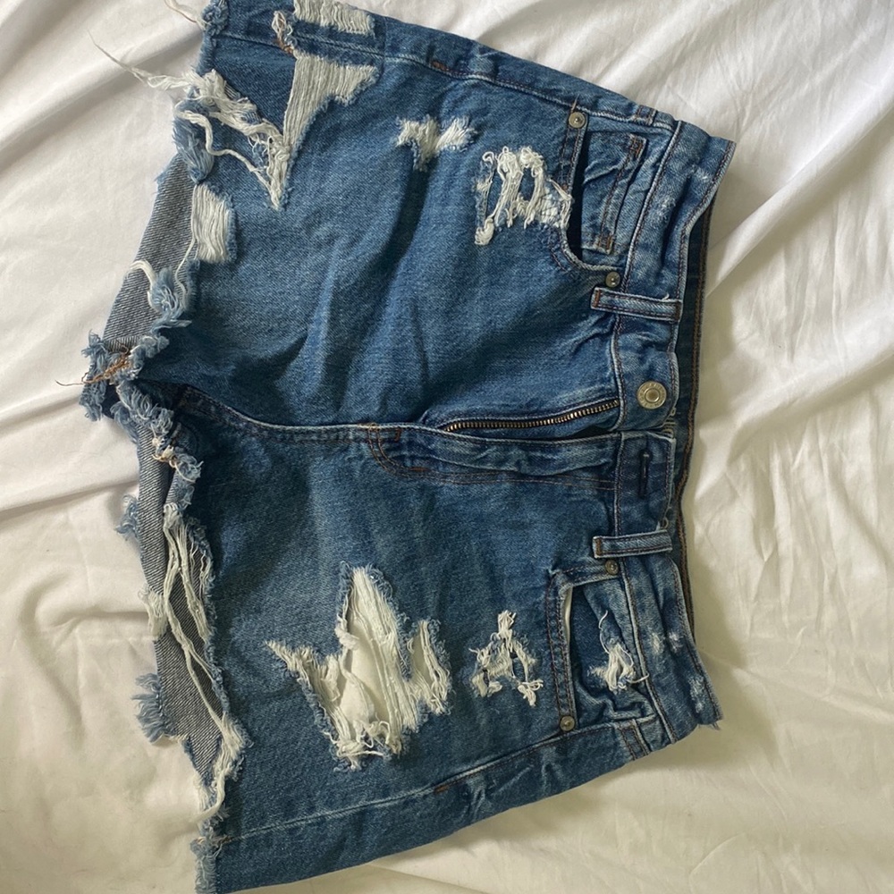 Ripped denim mom shorts